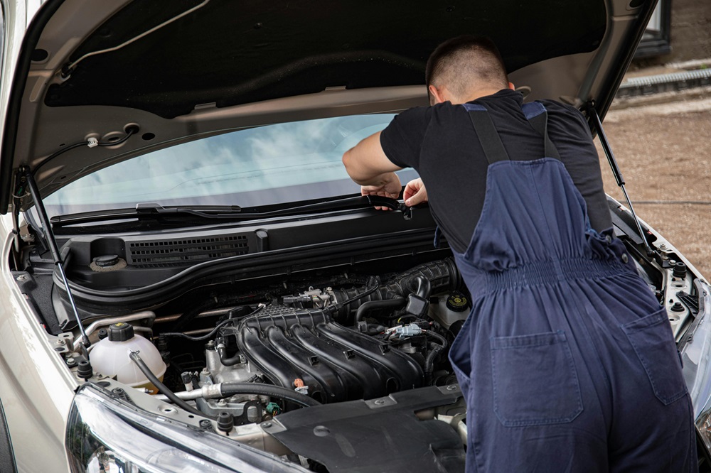 10 Smart Ways To Save Money On Car Repairs without Compromising Safety