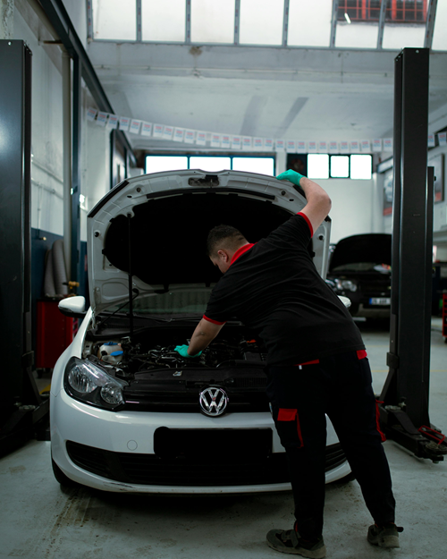 How We Service Volkswagens at Singh’s Tyre & Auto Centre — Our Process from Booking to Handover